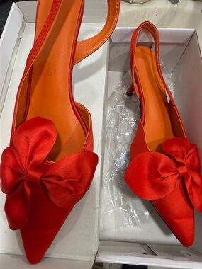 Red Satin Pointed Toe Slingback Pumps with Bow Accent